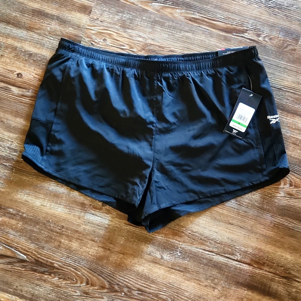 BNWT Reebok Relaxed Shorts